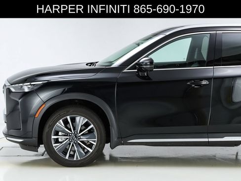 Certified 2026 INFINITI QX60 Luxe w/ Cargo Package AWD/4WD image 3