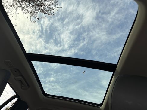 Certified 2023 Volvo XC90 B6 Plus w/ Protection Package Premier image 28