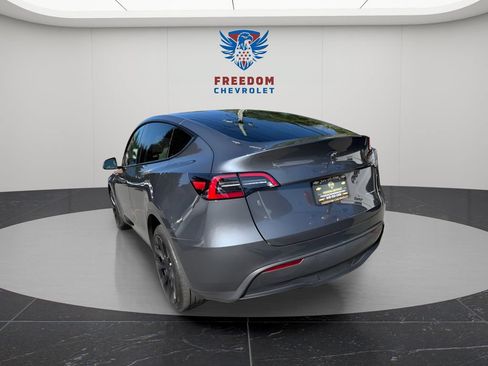 Used 2023 Tesla Model Y Long Range AWD/4WD image 29