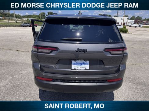 New 2025 Jeep Grand Cherokee L Altitude AWD/4WD image 3