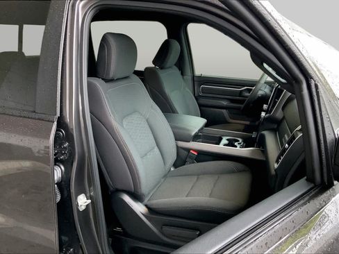 Used 2025 RAM 1500 Big Horn RWD image 9