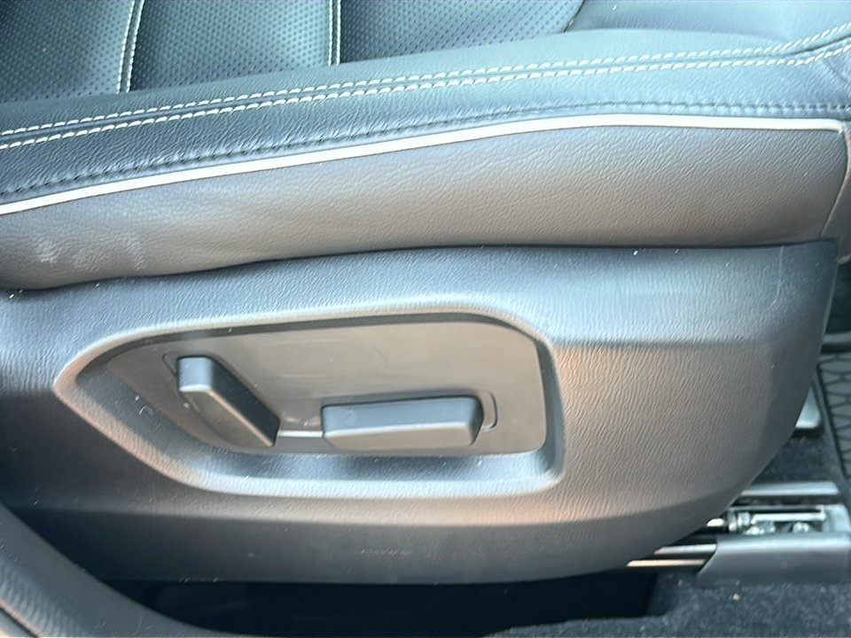 Used 2025 MAZDA CX-5 AWD 2.5 S w/ Preferred Package image 26