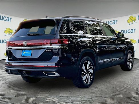 Used 2024 Volkswagen Atlas SE AWD/4WD image 6