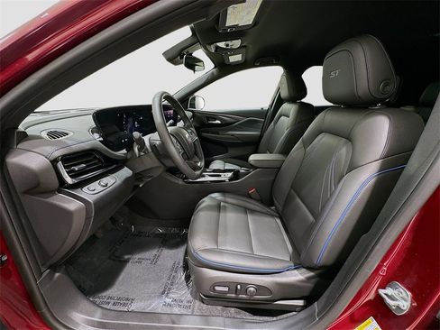 Used 2025 Buick Envista Sport Touring w/ Convenience I Package image 20