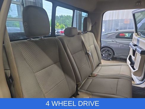 Used 2018 Ford F150 XLT w/ Equipment Group 302A Luxury AWD/4WD image 11