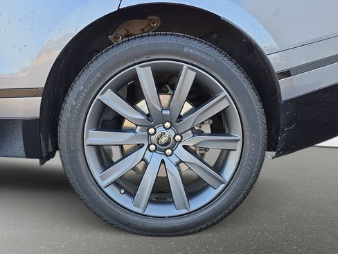 Used 2020 Land Rover Range Rover Velar R-Dynamic S AWD/4WD image 33