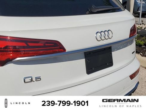 Used 2024 Audi Q5 2.0T Premium w/ Convenience Package image 16