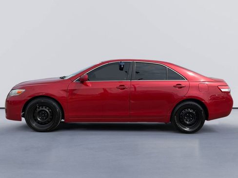Used 2010 Toyota Camry FWD image 7