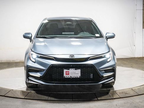Certified 2025 Toyota Corolla SE image 4