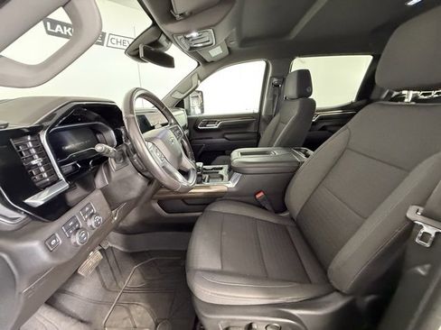 Used 2022 Chevrolet Silverado 1500 RST w/ Max Trailering Package image 13