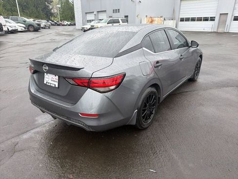 Used 2024 Nissan Sentra S FWD image 3