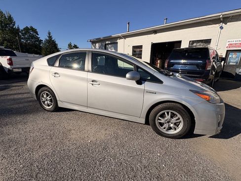 Used 2010 Toyota Prius FWD image 5