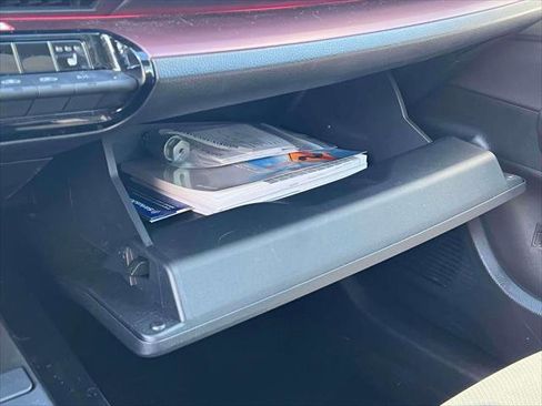 Certified 2024 Toyota Prius Prime XSE Premium image 31