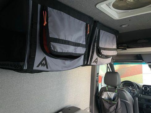 Used 2022 Mercedes-Benz Sprinter 3500 image 34