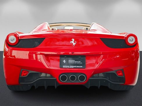 Certified 2013 Ferrari 458 Spider Base image 4