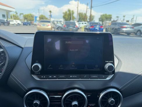 Used 2025 Nissan Sentra SV FWD image 16
