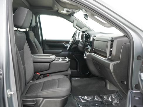 Used 2024 GMC Sierra 1500 Elevation AWD/4WD image 11