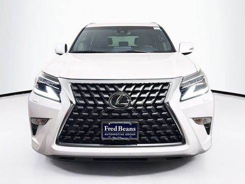 Used 2023 Lexus GX 460 Premium w/ Premium Package AWD/4WD image 2
