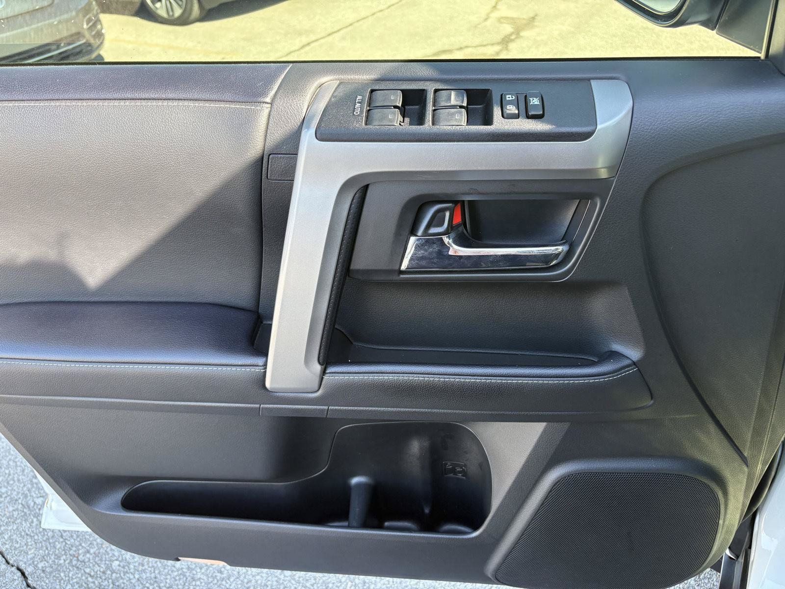 Used 2022 Toyota 4Runner SR5 RWD image 12