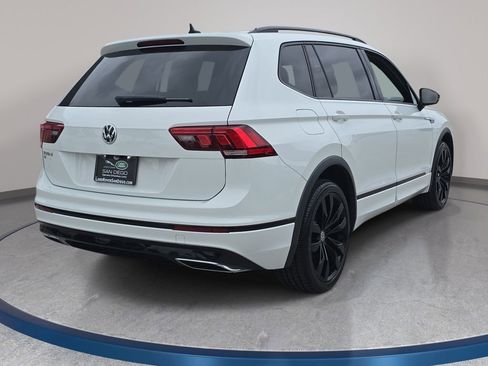 Used 2021 Volkswagen Tiguan SE R-Line FWD image 6