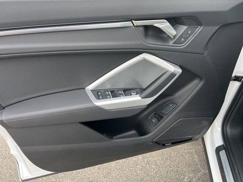 Certified 2025 Audi Q3 2.0T Premium Plus w/ Premium Plus Package image 10