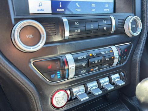 Used 2022 Ford Mustang Premium RWD image 22