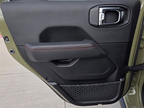 New 2026 Jeep Wrangler Unlimited Rubicon image 11