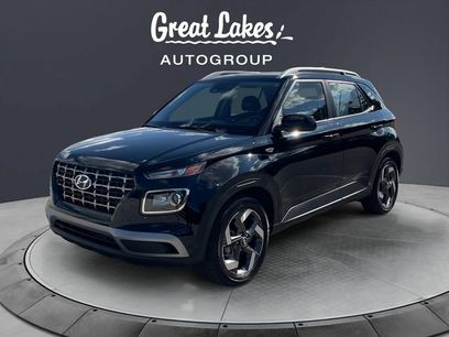 Used 2025 Hyundai Venue SEL