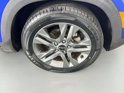 Used 2023 Kia Seltos S FWD image 37