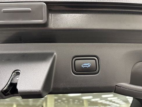 Used 2024 Hyundai Tucson Limited image 14