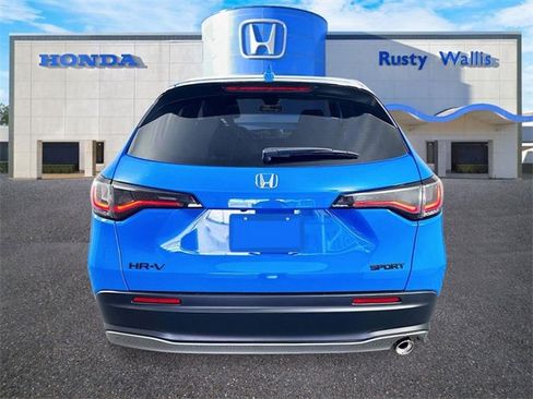 New 2026 Honda HR-V Sport image 3