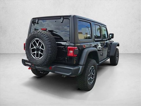 Used 2024 Jeep Wrangler Rubicon w/ Convenience Group image 2