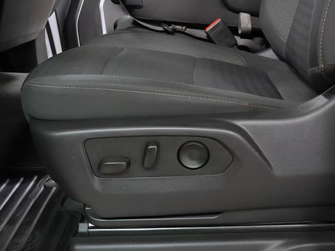 Used 2025 Chevrolet Silverado 2500 LT w/ Convenience Package AWD/4WD image 20