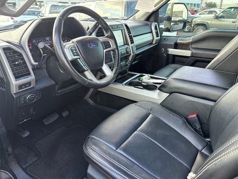 Used 2020 Ford F350 Lariat w/ Lariat Ultimate Package image 7