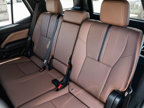 Certified 2020 Toyota 4Runner SR5 Premium w/ Moonroof Package image 28