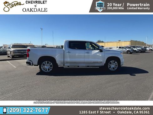 Used 2025 Chevrolet Silverado 1500 High Country AWD/4WD image 13