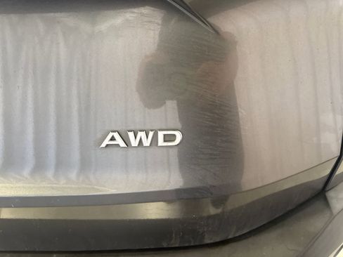Used 2021 Nissan Rogue S AWD/4WD image 13