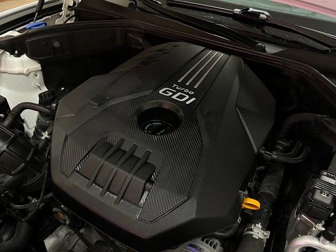 Used 2023 Genesis G70 2.0T image 14