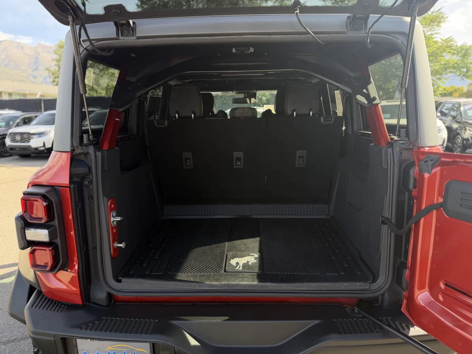 Used 2024 Ford Bronco Raptor w/ Interior Carbon Fiber Pack 6 AWD/4WD image 18