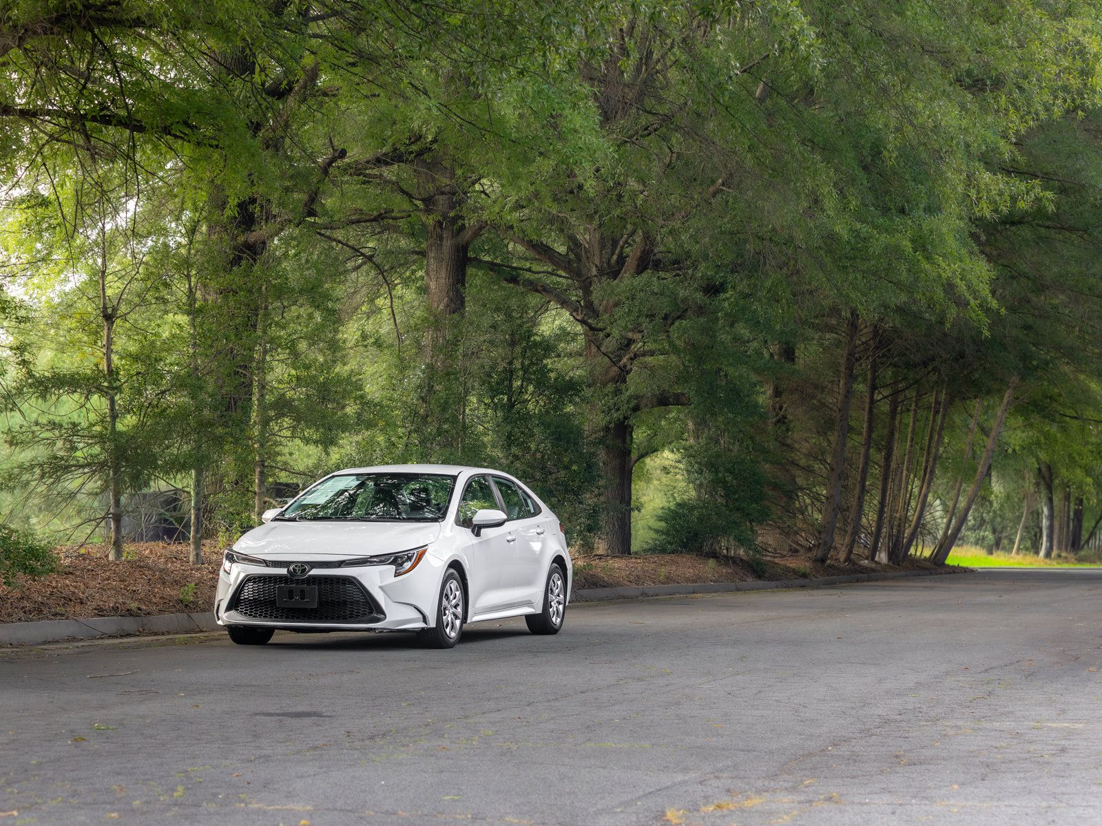 Used 2021 Toyota Corolla LE FWD image 38