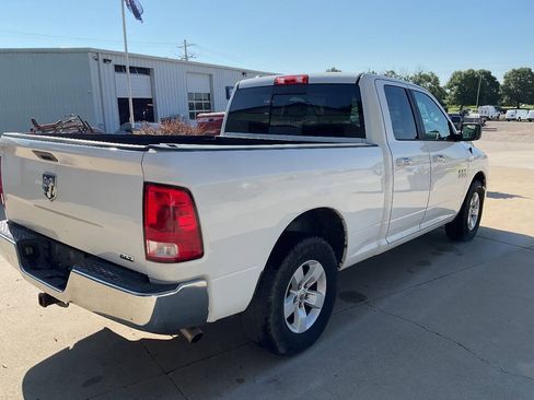 Used 2017 RAM 1500 Classic SLT RWD image 9