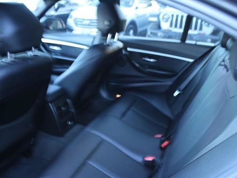 Used 2016 BMW 328i Sedan RWD image 12