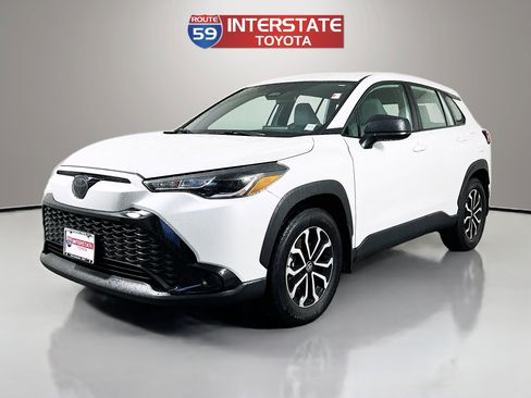 Certified 2025 Toyota Corolla Cross AWD Hybrid image 3