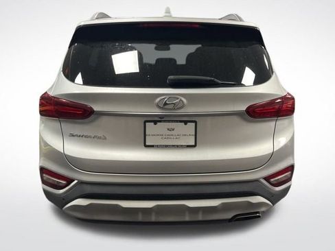 Used 2019 Hyundai Santa Fe Limited image 4