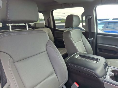 Used 2018 Chevrolet Silverado 1500 LT w/ All Star Edition AWD/4WD image 12