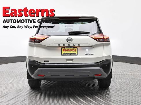 Used 2023 Nissan Rogue SV AWD/4WD image 6