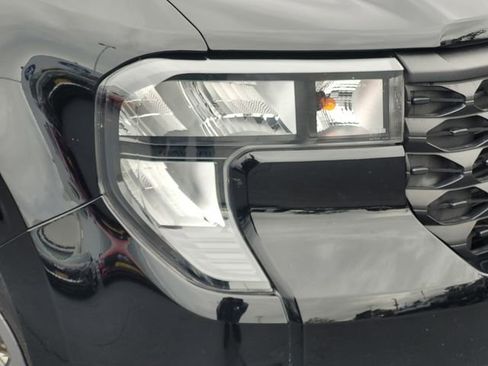 New 2025 Ford Maverick XLT w/ XLT Luxury Package image 10