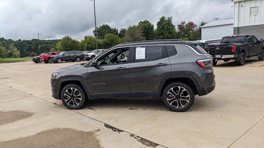 Used 2023 Jeep Compass Limited AWD/4WD image 6