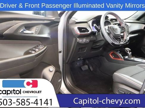 Used 2023 Chevrolet TrailBlazer RS w/ Sun and Liftgate Package image 16