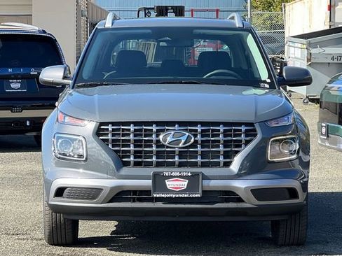 New 2026 Hyundai Venue SEL image 3